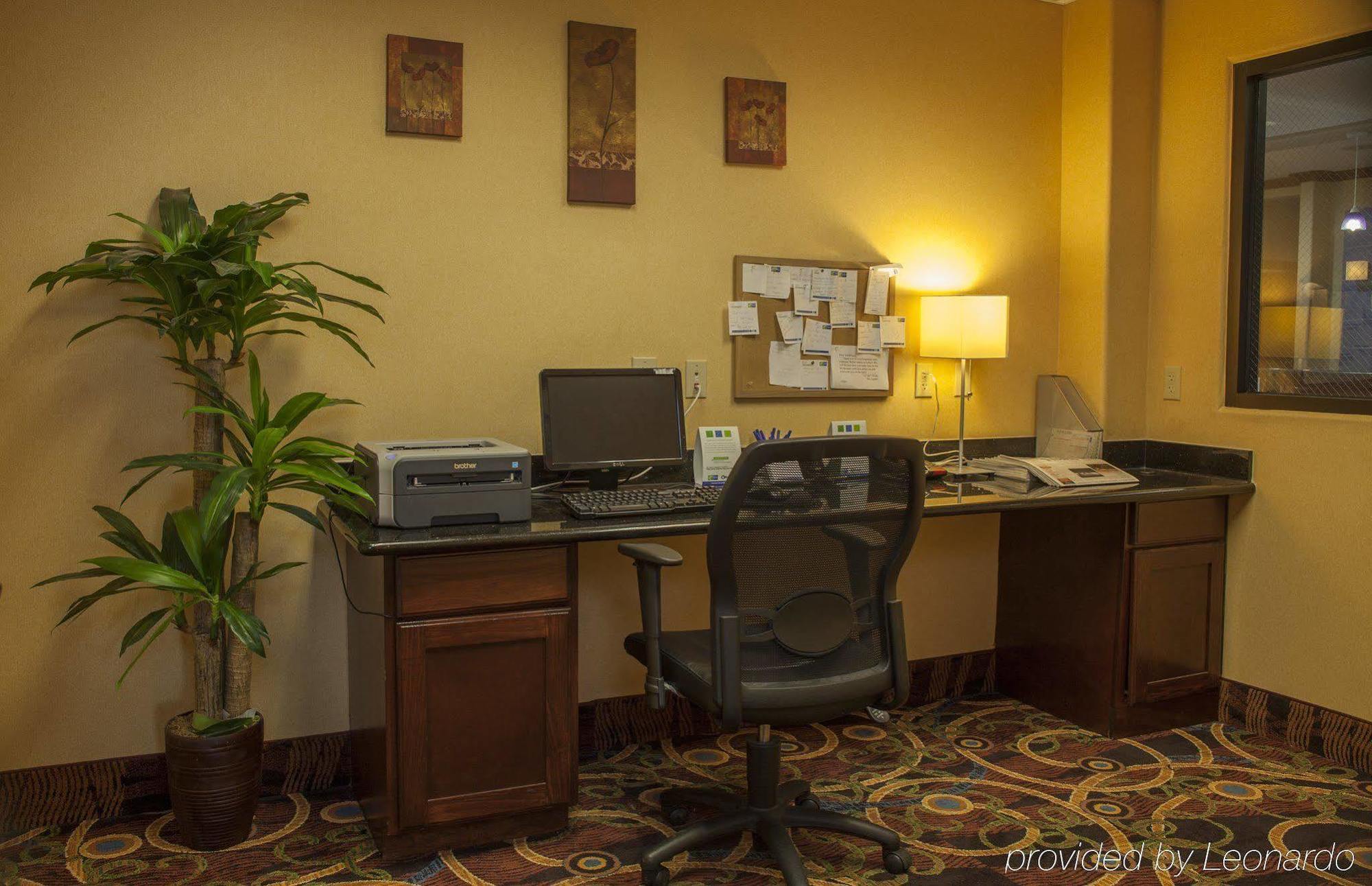 Holiday Inn Express Hotel & Suites Waller By Ihg Kültér fotó